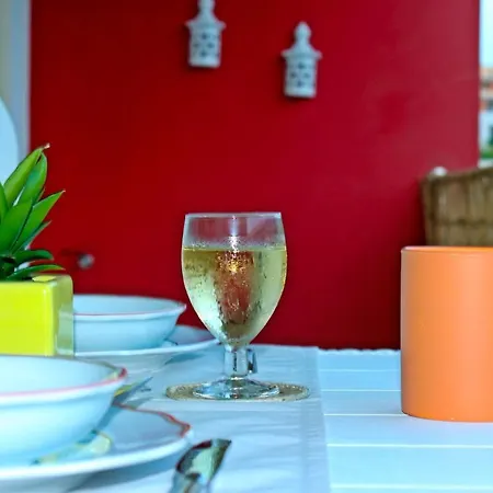 One Bedroom - Olhos De Gua - Next To The Supermarket Intermarch