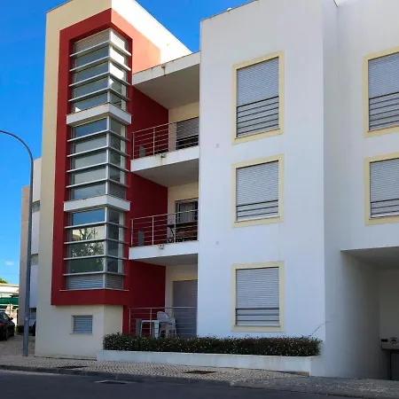 One Bedroom - Olhos De Gua - Next To The Supermarket Intermarch *